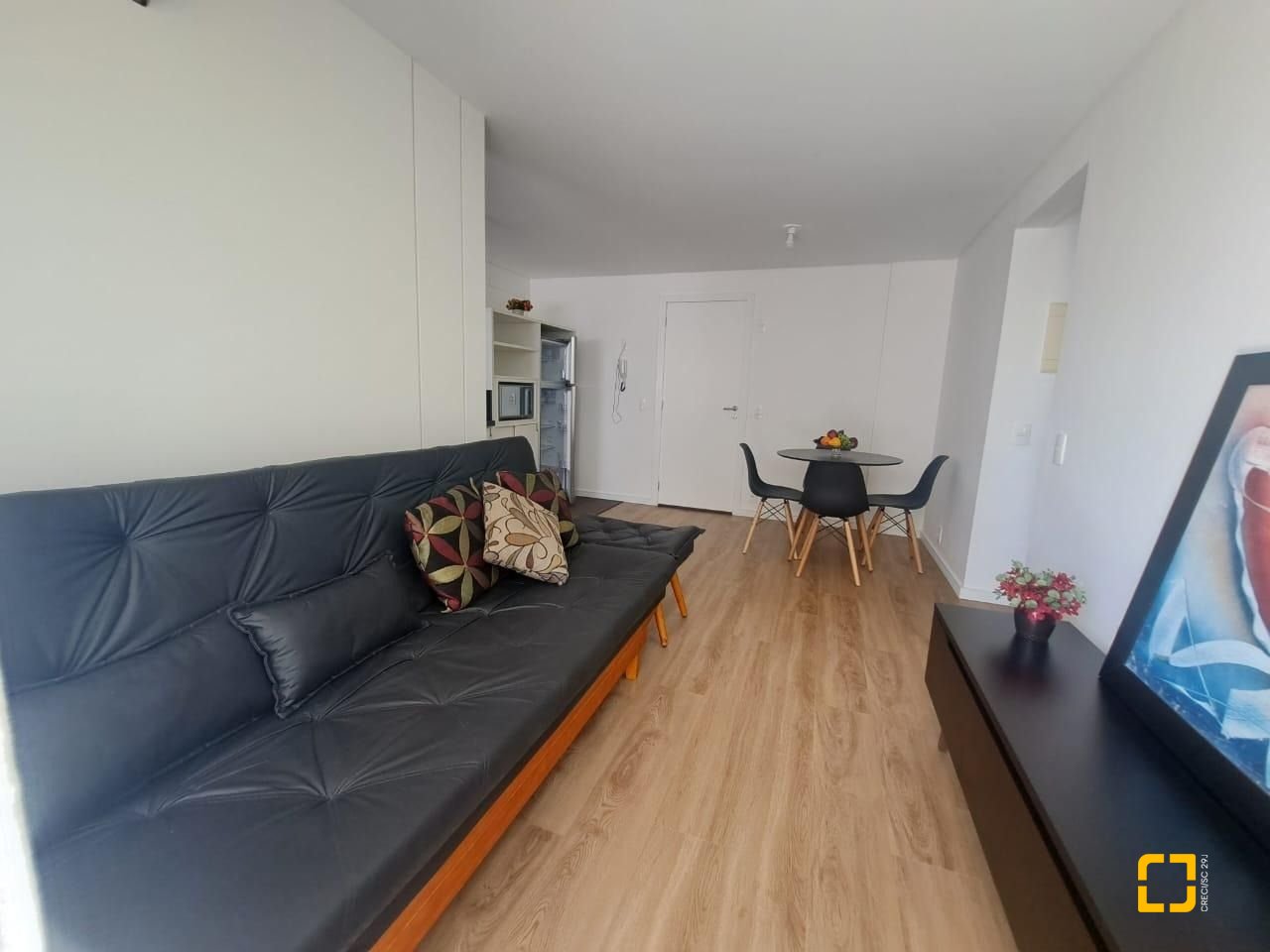 Apartamento com 61m², 3 quartos (sendo 1 suíte), 2 garagens, no bairro Pedra Branca em Palhoça