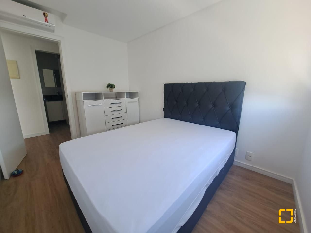 Apartamento com 61m², 3 quartos (sendo 1 suíte), 2 garagens, no bairro Pedra Branca em Palhoça