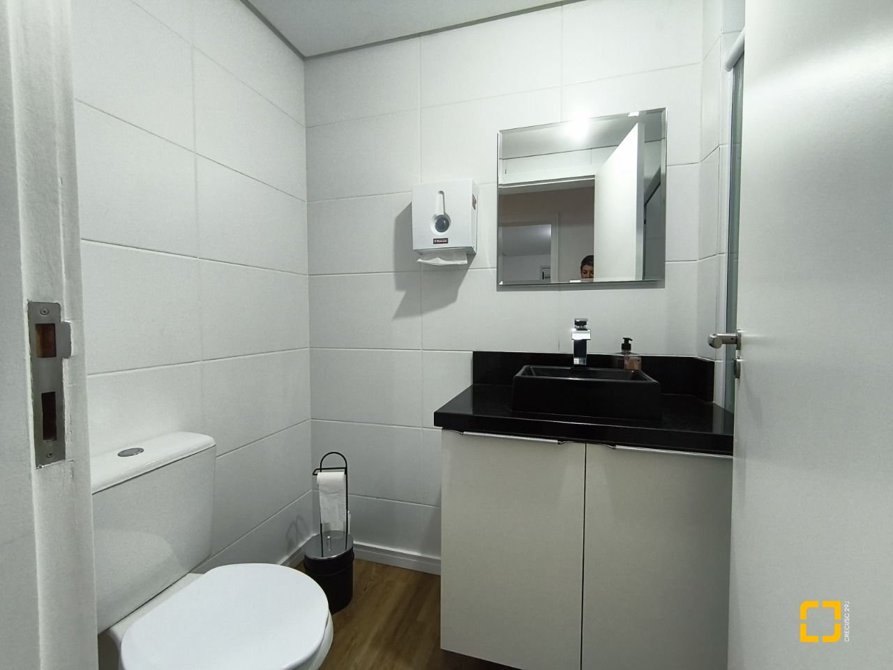 Apartamento com 61m², 3 quartos (sendo 1 suíte), 2 garagens, no bairro Pedra Branca em Palhoça