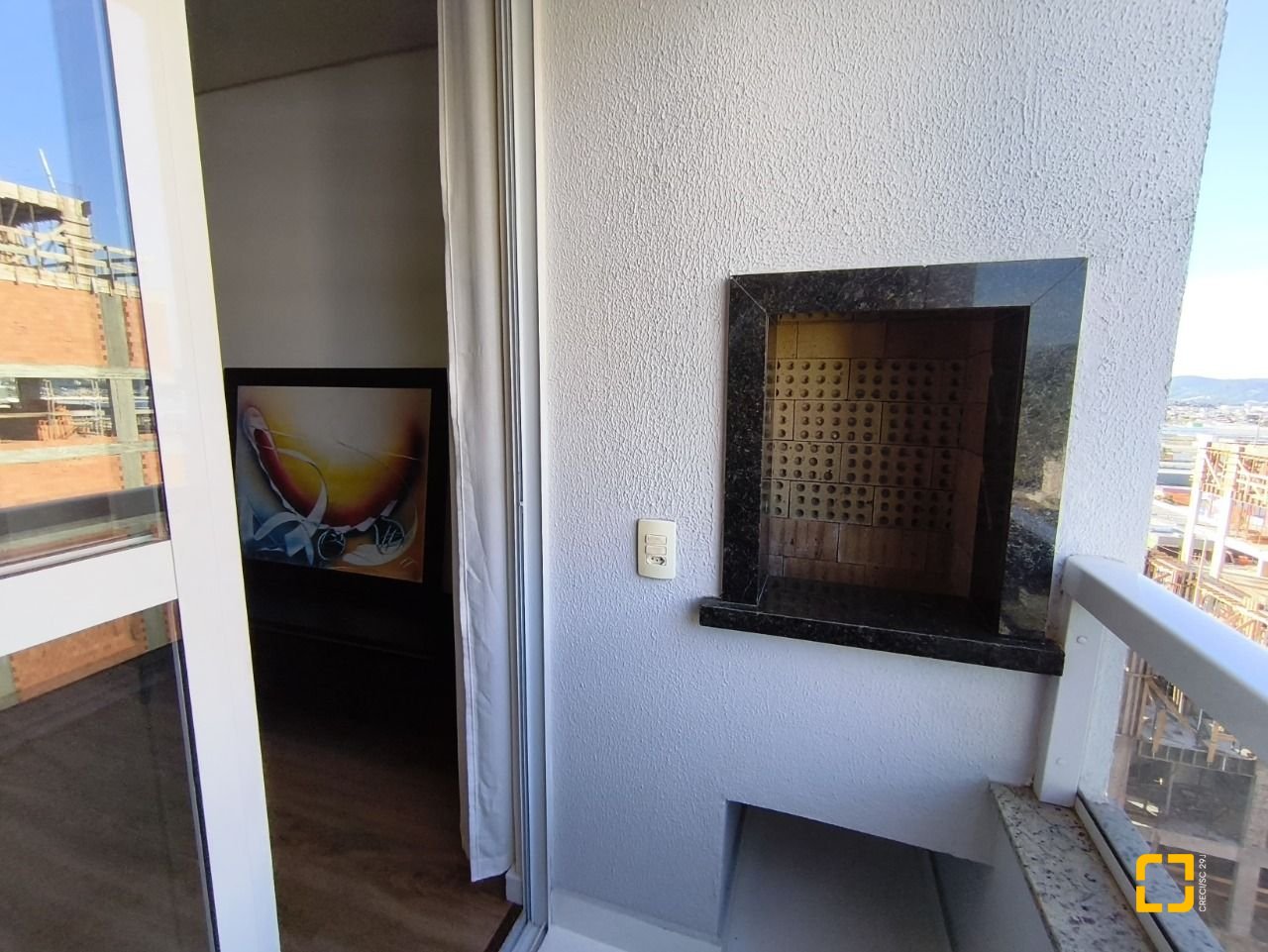 Apartamento com 61m², 3 quartos (sendo 1 suíte), 2 garagens, no bairro Pedra Branca em Palhoça