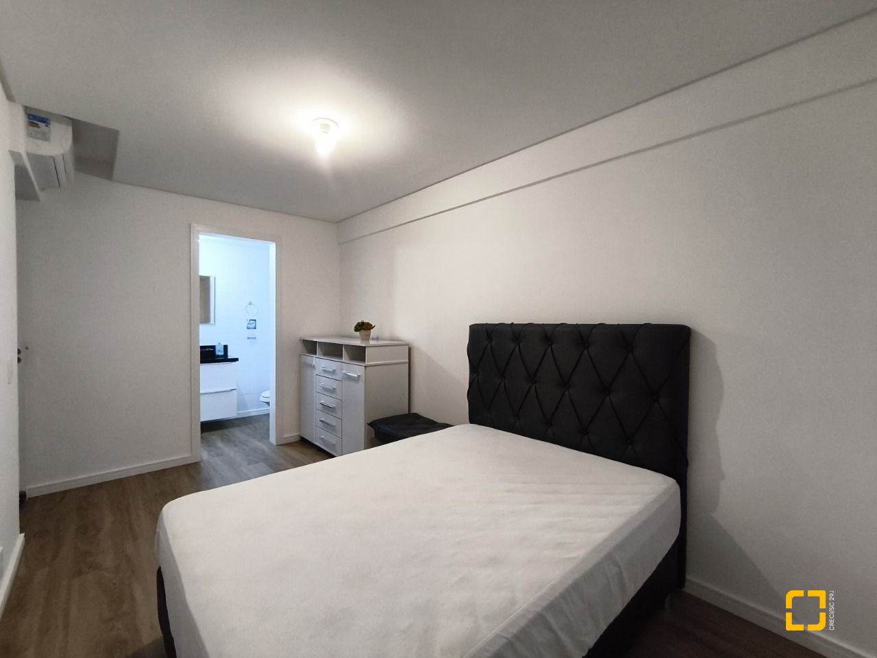 Apartamento com 61m², 3 quartos (sendo 1 suíte), 2 garagens, no bairro Pedra Branca em Palhoça