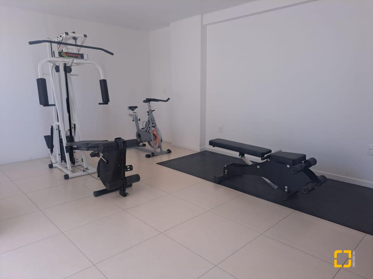 Apartamento com 61m², 2 quartos (sendo 1 suíte), 2 garagens, no bairro Pedra Branca em Palhoça
