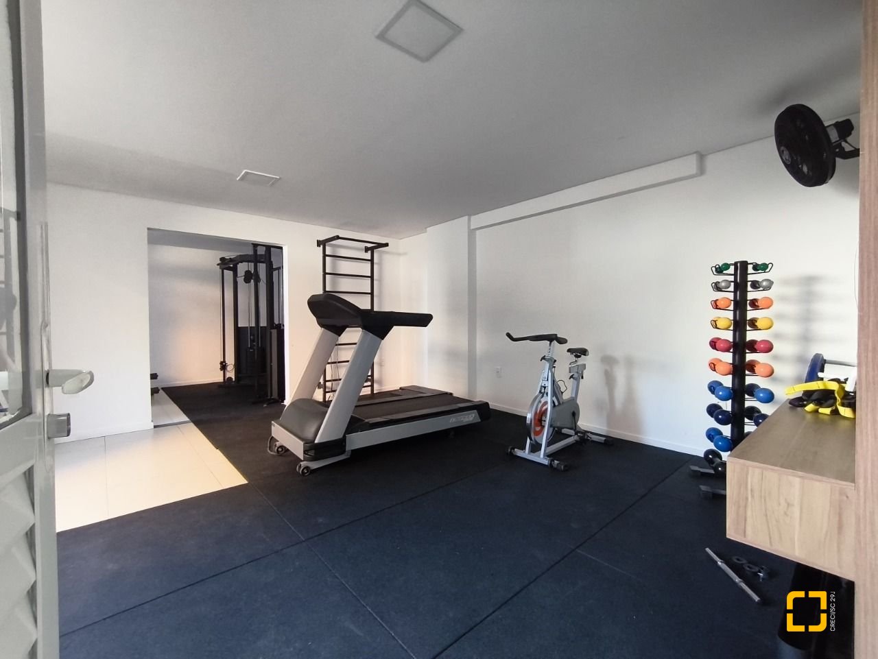 Apartamento com 61m², 2 quartos (sendo 1 suíte), 2 garagens, no bairro Pedra Branca em Palhoça