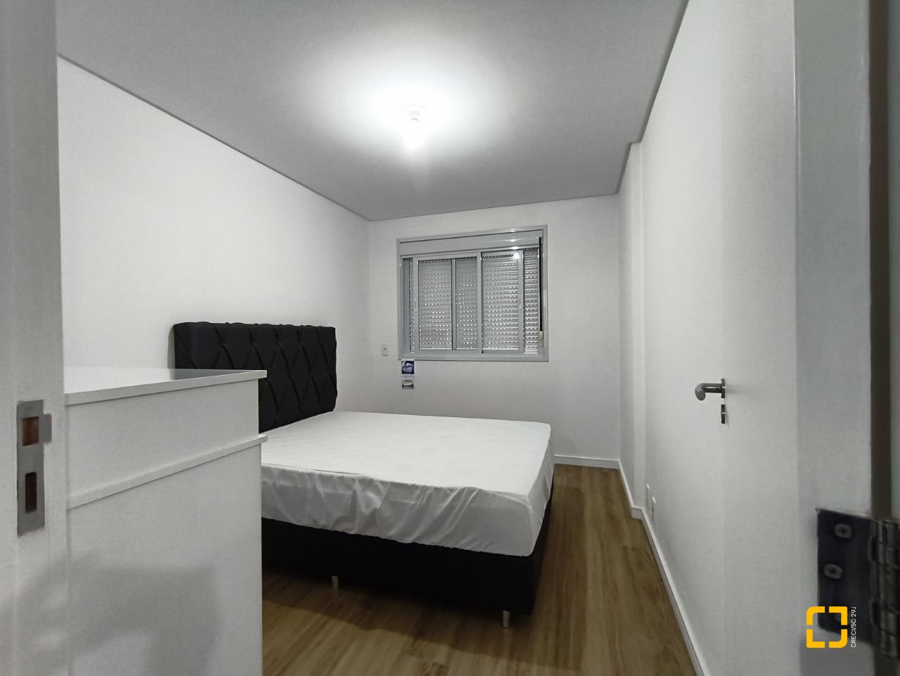 Apartamento com 61m², 2 quartos (sendo 1 suíte), 2 garagens, no bairro Pedra Branca em Palhoça