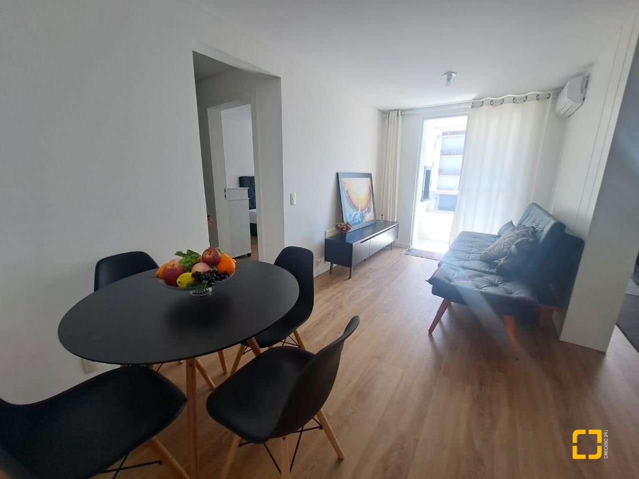 Apartamento com 61m², 3 quartos (sendo 1 suíte), 2 garagens, no bairro Pedra Branca em Palhoça