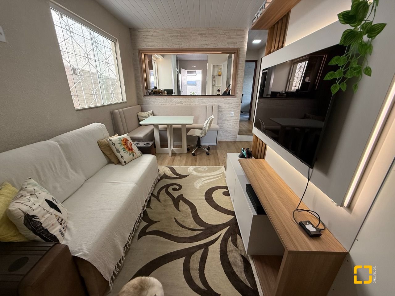 Casa com 112m², 3 quartos, 2 garagens, no bairro Ipiranga em São José