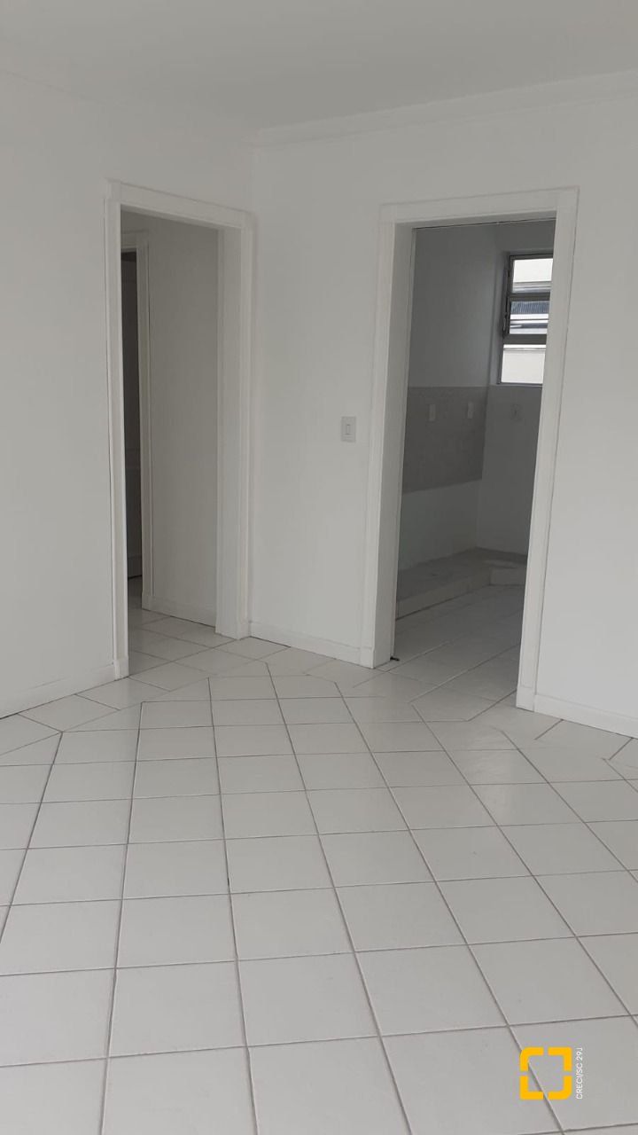 Apartamento com 72m², 3 quartos, 1 garagem, no bairro Canto em Florianópolis