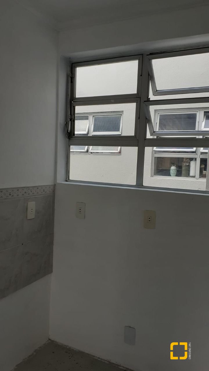 Apartamento com 72m², 3 quartos, 1 garagem, no bairro Canto em Florianópolis
