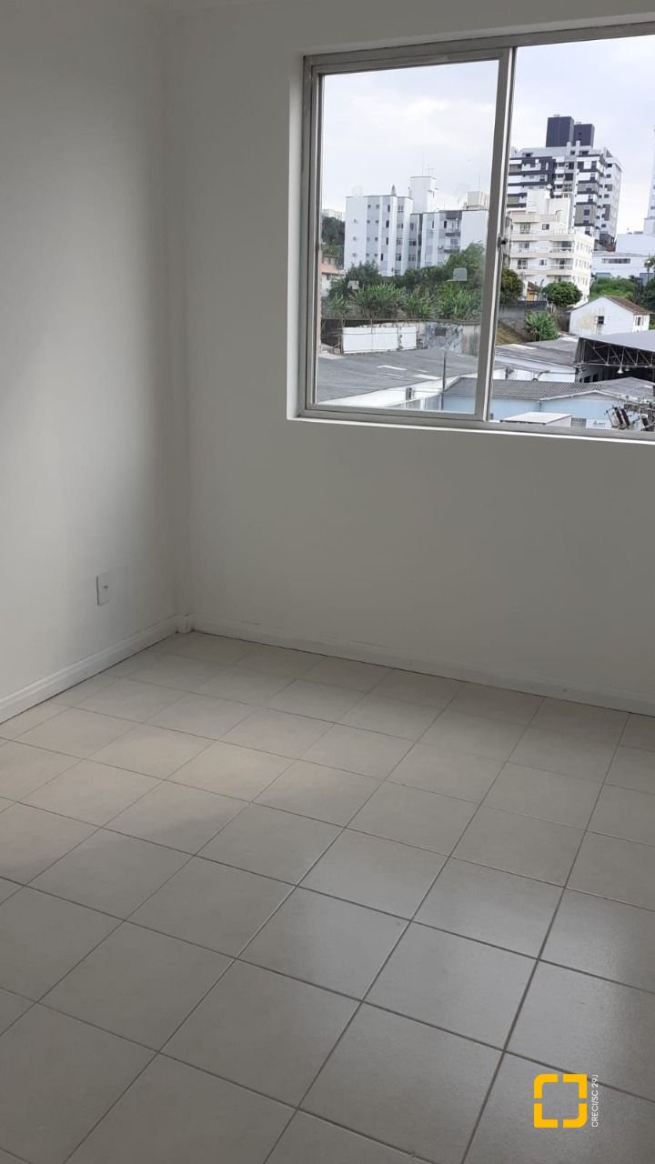 Apartamento com 72m², 3 quartos, 1 garagem, no bairro Canto em Florianópolis