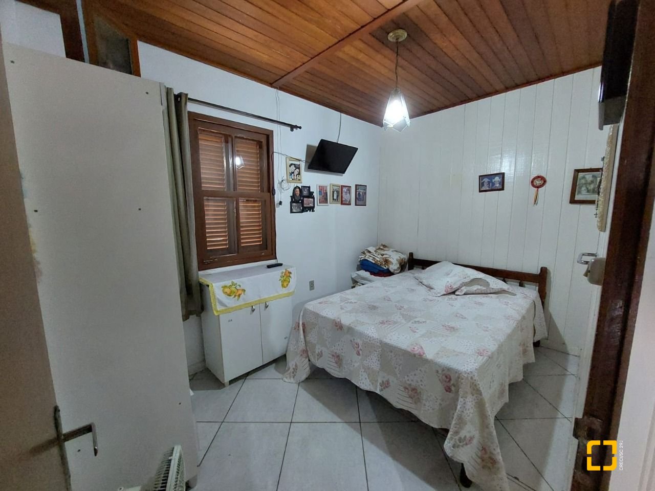 Terreno com 896m², no bairro Ribeirão da Ilha em Florianópolis