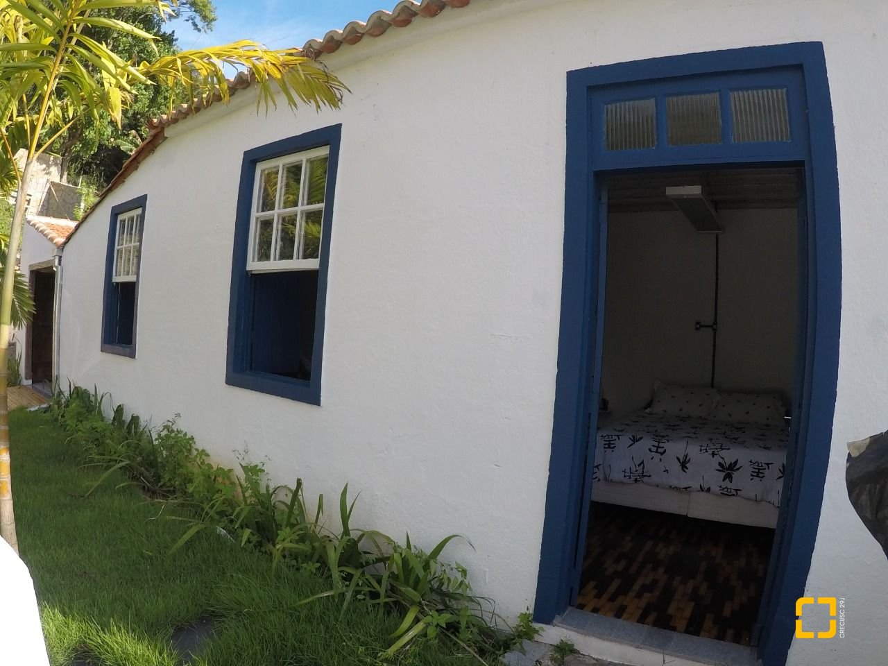 Casa com 80m², 1 quarto, 4 garagens, no bairro Sambaqui em Florianópolis