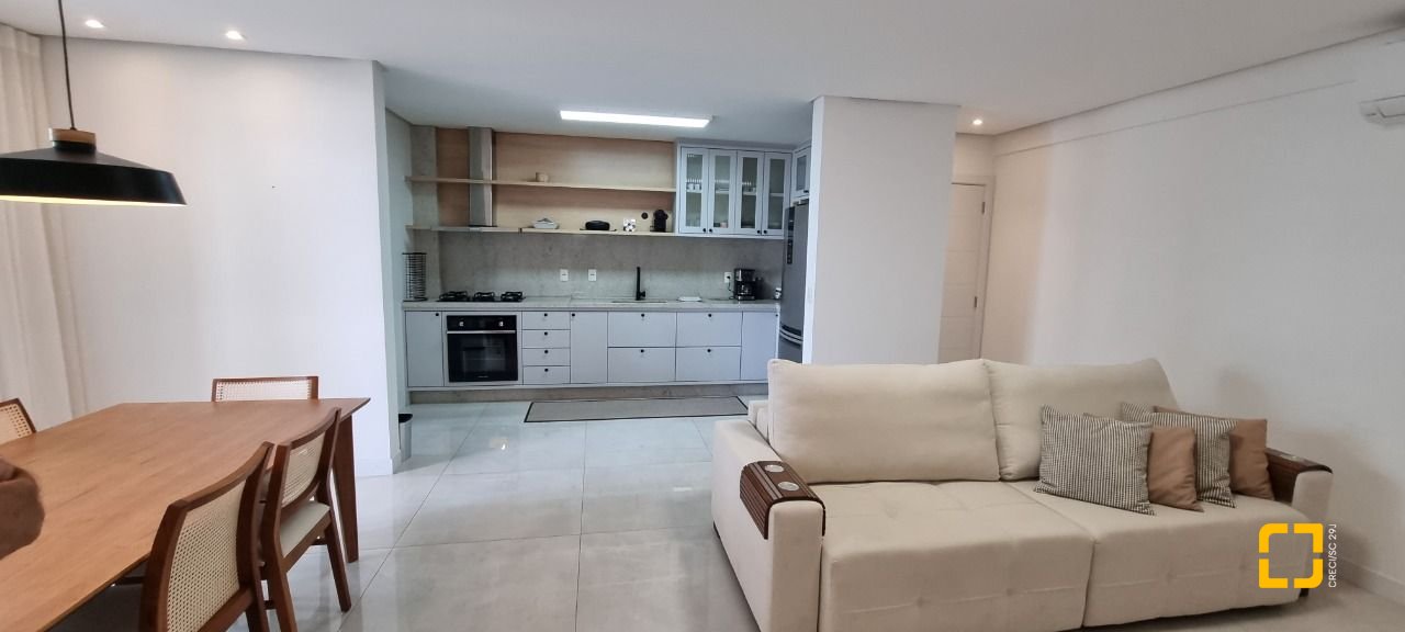 Apartamento com 120m², 3 quartos (sendo 1 suíte), 1 garagem, no bairro Nossa Senhora do Rosário em São José