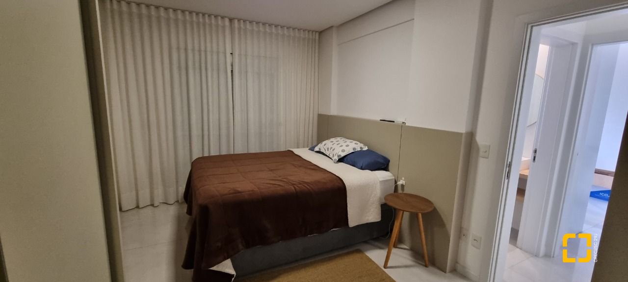 Apartamento com 120m², 3 quartos (sendo 1 suíte), 1 garagem, no bairro Nossa Senhora do Rosário em São José