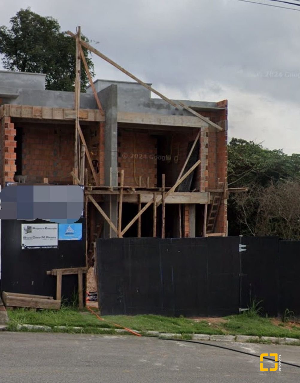 Casa com 97m², 3 quartos (sendo 1 suíte), 1 garagem, no bairro Forquilhas em São José