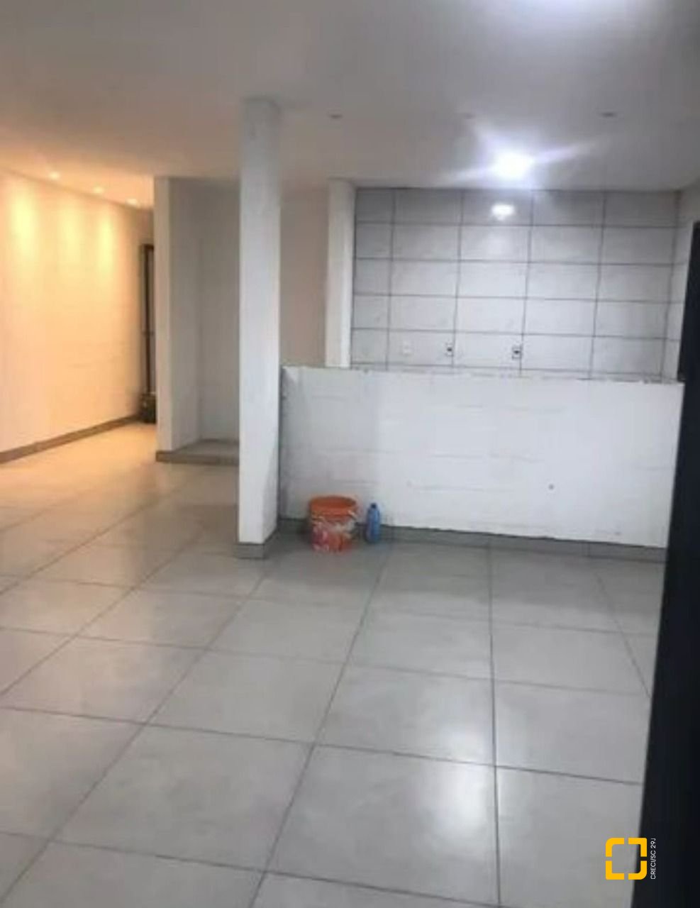 Casa com 180m², 2 quartos (sendo 2 suítes), 3 garagens, no bairro Ratones em Florianópolis