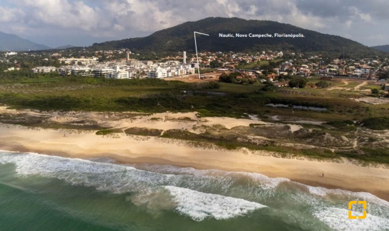 Cobertura com 177m², 4 quartos (sendo 1 suíte), 3 garagens, no bairro Campeche em Florianópolis