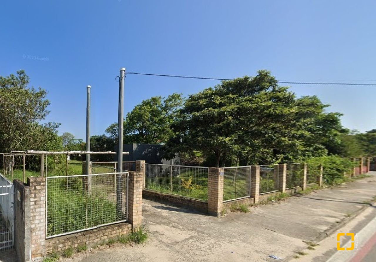 Terreno com 1367m², no bairro Campeche em Florianópolis