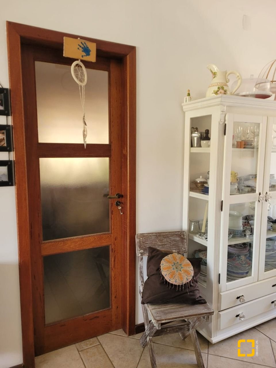 Casa com 123m², 4 quartos (sendo 1 suíte), 2 garagens, no bairro Canasvieiras em Florianópolis