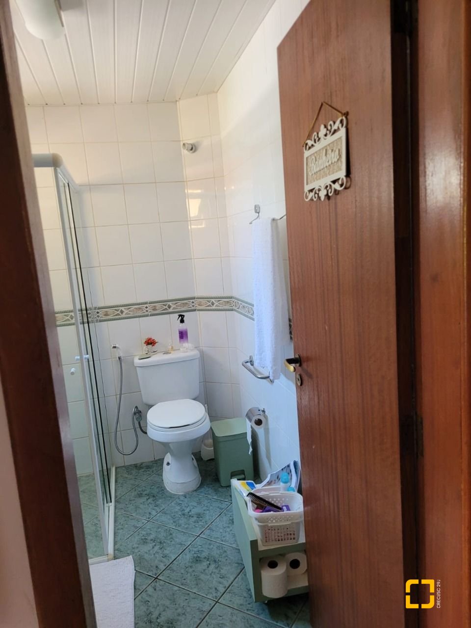 Casa com 123m², 4 quartos (sendo 1 suíte), 2 garagens, no bairro Canasvieiras em Florianópolis