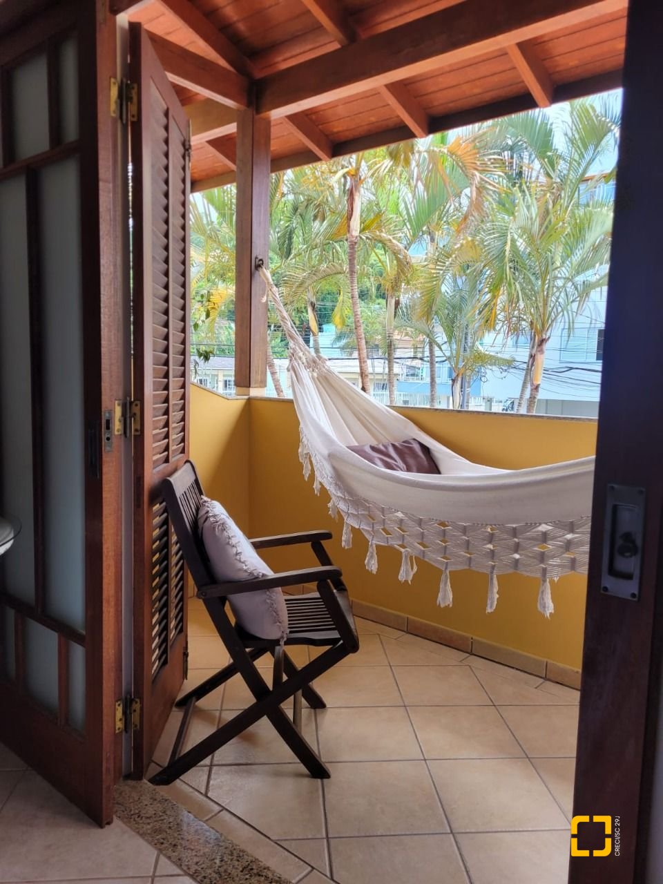 Casa com 123m², 4 quartos (sendo 1 suíte), 2 garagens, no bairro Canasvieiras em Florianópolis