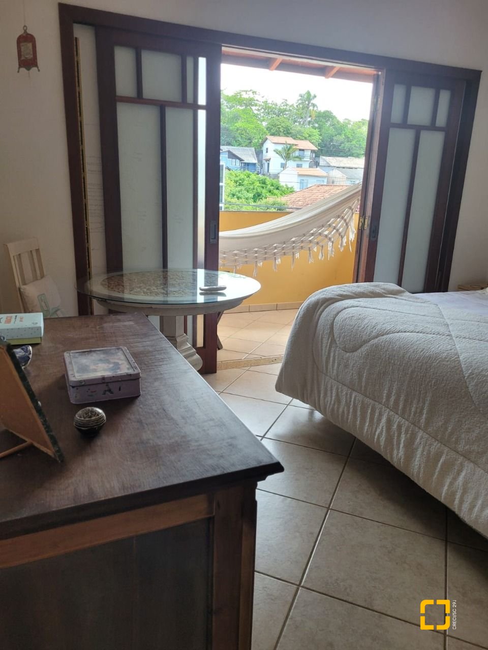 Casa com 123m², 4 quartos (sendo 1 suíte), 2 garagens, no bairro Canasvieiras em Florianópolis