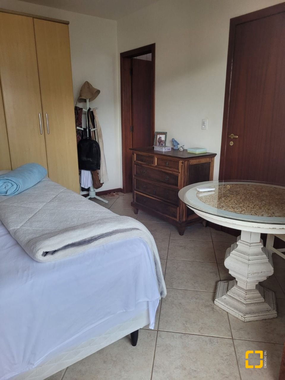 Casa com 123m², 4 quartos (sendo 1 suíte), 2 garagens, no bairro Canasvieiras em Florianópolis