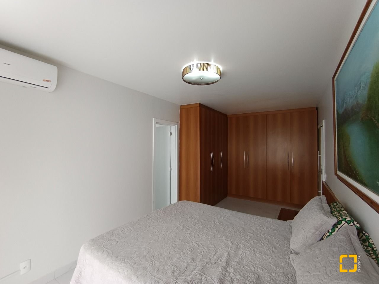 Casa com 440m², 5 quartos (sendo 1 suíte), 3 garagens, no bairro Ingleses em Florianópolis
