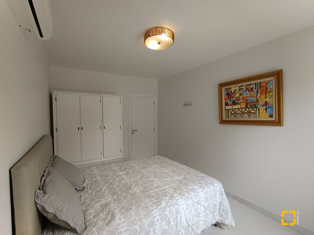 Casa com 440m², 5 quartos (sendo 1 suíte), 3 garagens, no bairro Ingleses em Florianópolis