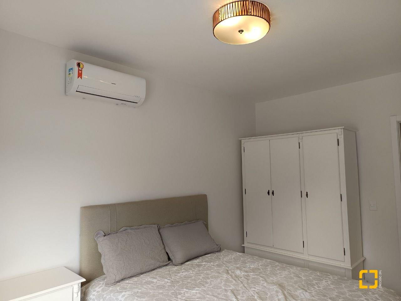 Casa com 440m², 5 quartos (sendo 1 suíte), 3 garagens, no bairro Ingleses em Florianópolis