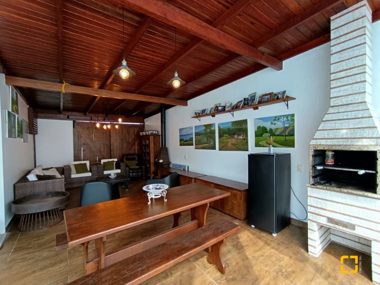 Casa com 440m², 5 quartos (sendo 1 suíte), 3 garagens, no bairro Ingleses em Florianópolis