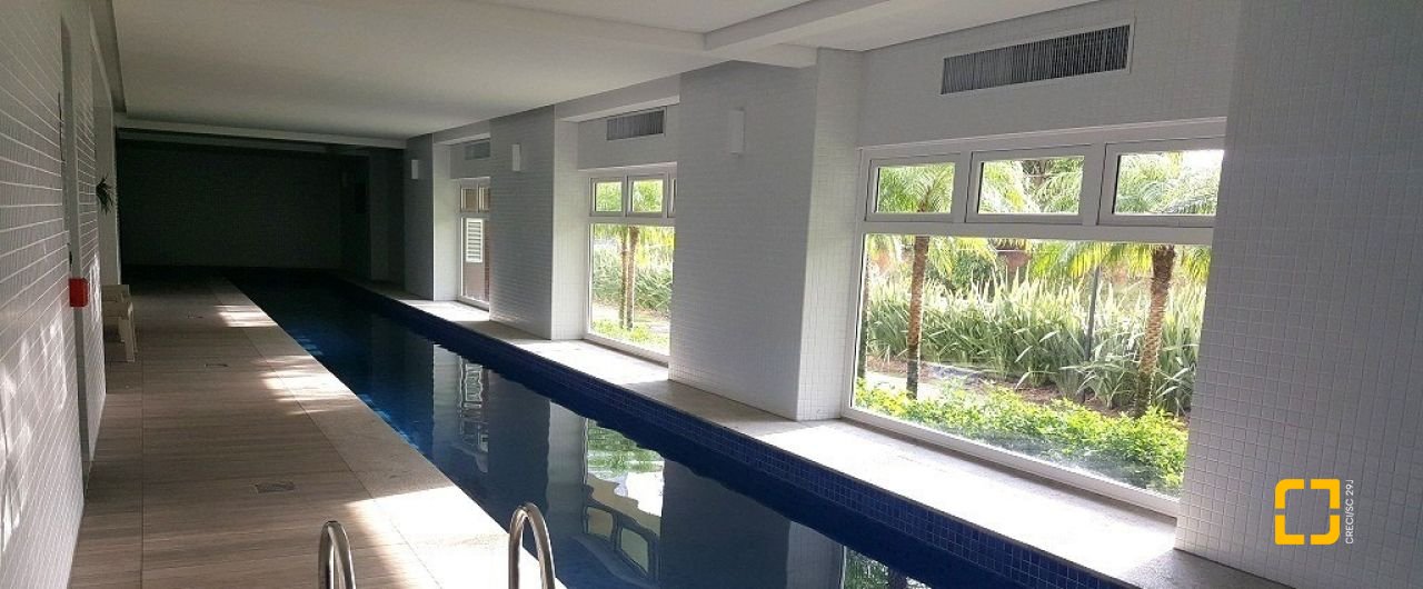 Apartamento com 101m², 6 quartos (sendo 3 suítes), 2 garagens, no bairro Jardim Atlântico em Florianópolis