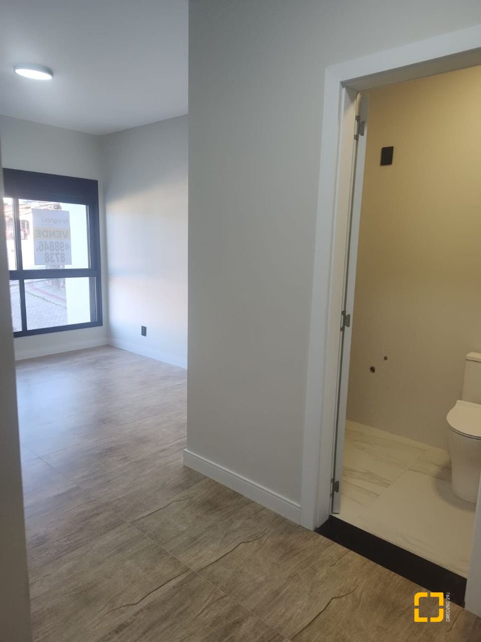 Casa com 184m², 6 quartos (sendo 3 suítes), 2 garagens, no bairro Trindade em Florianópolis