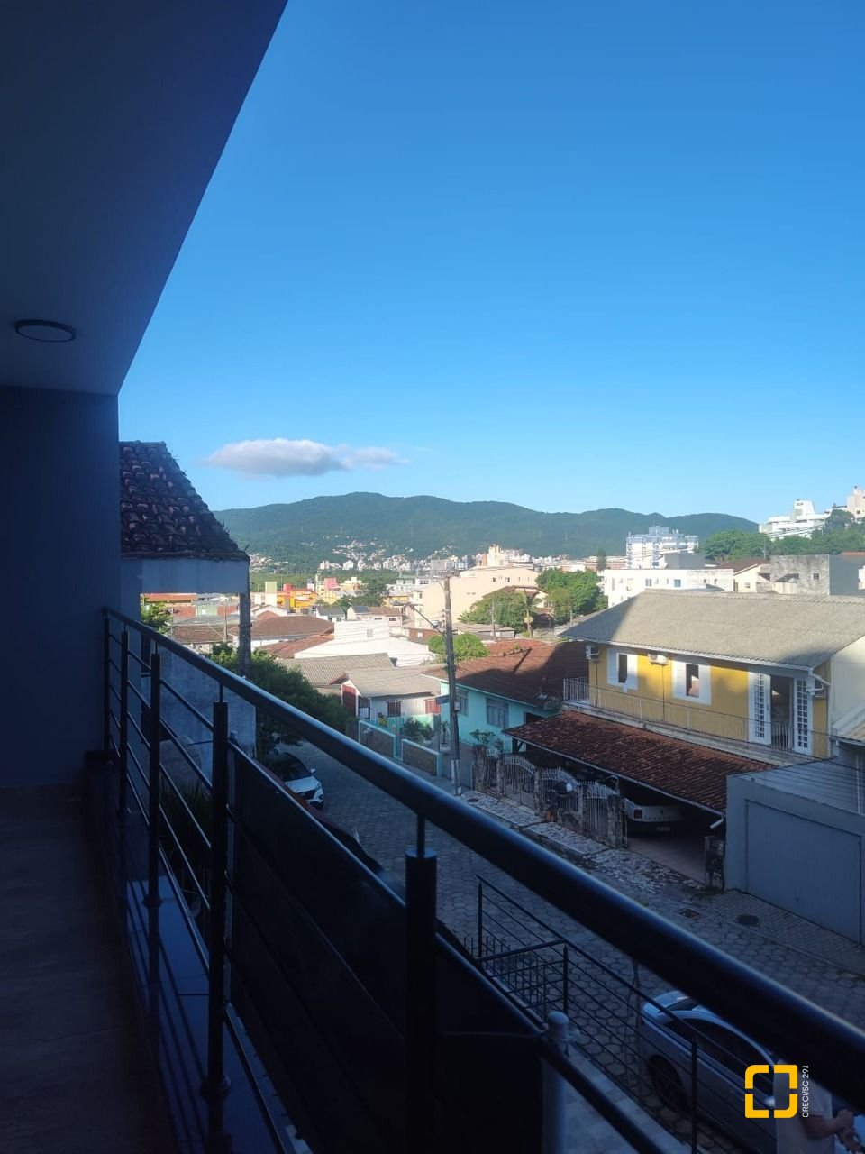 Casa com 184m², 6 quartos (sendo 3 suítes), 2 garagens, no bairro Trindade em Florianópolis