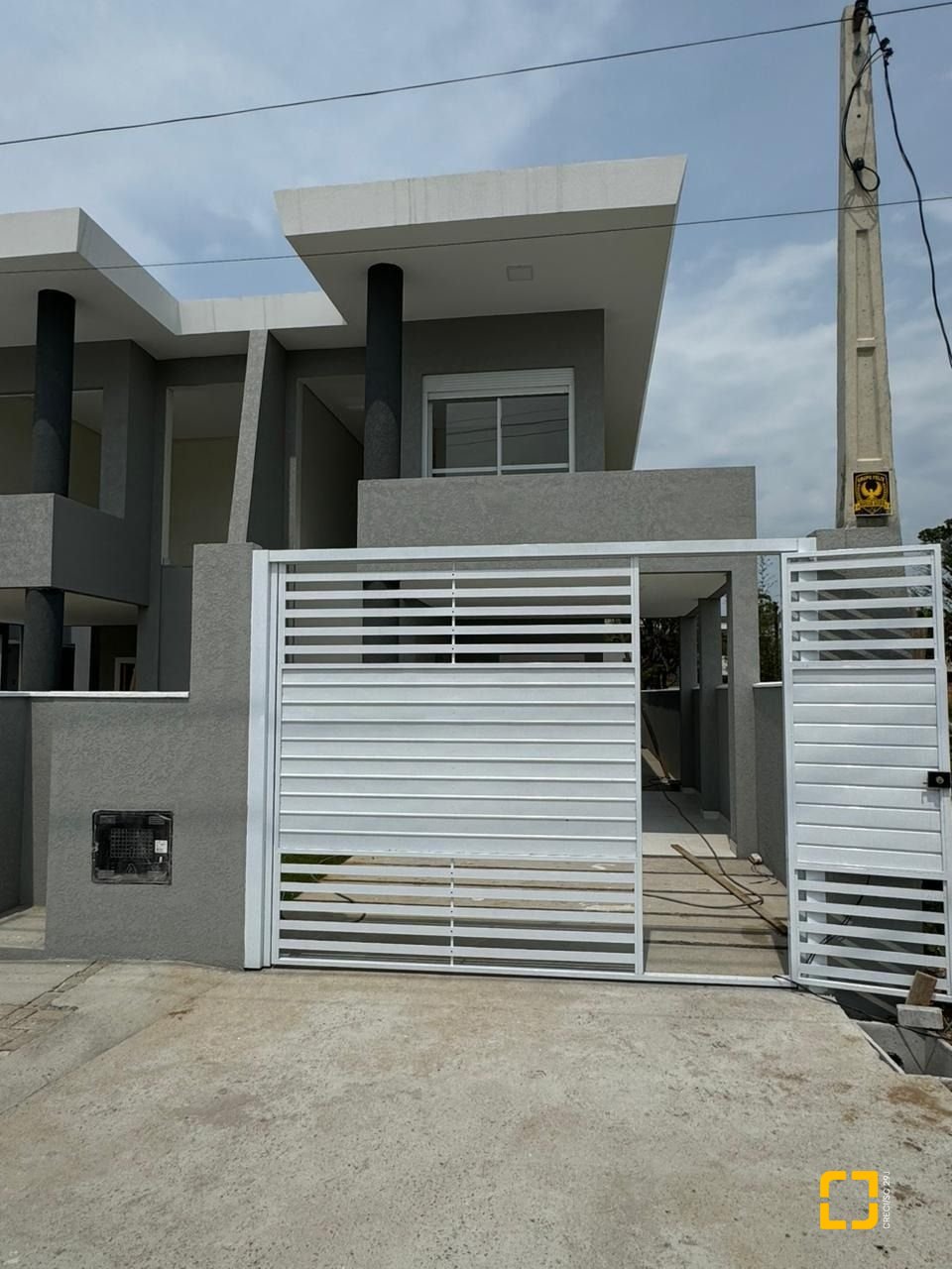 Casa com 170m², 4 quartos (sendo 1 suíte), 4 garagens, no bairro Ingleses em Florianópolis