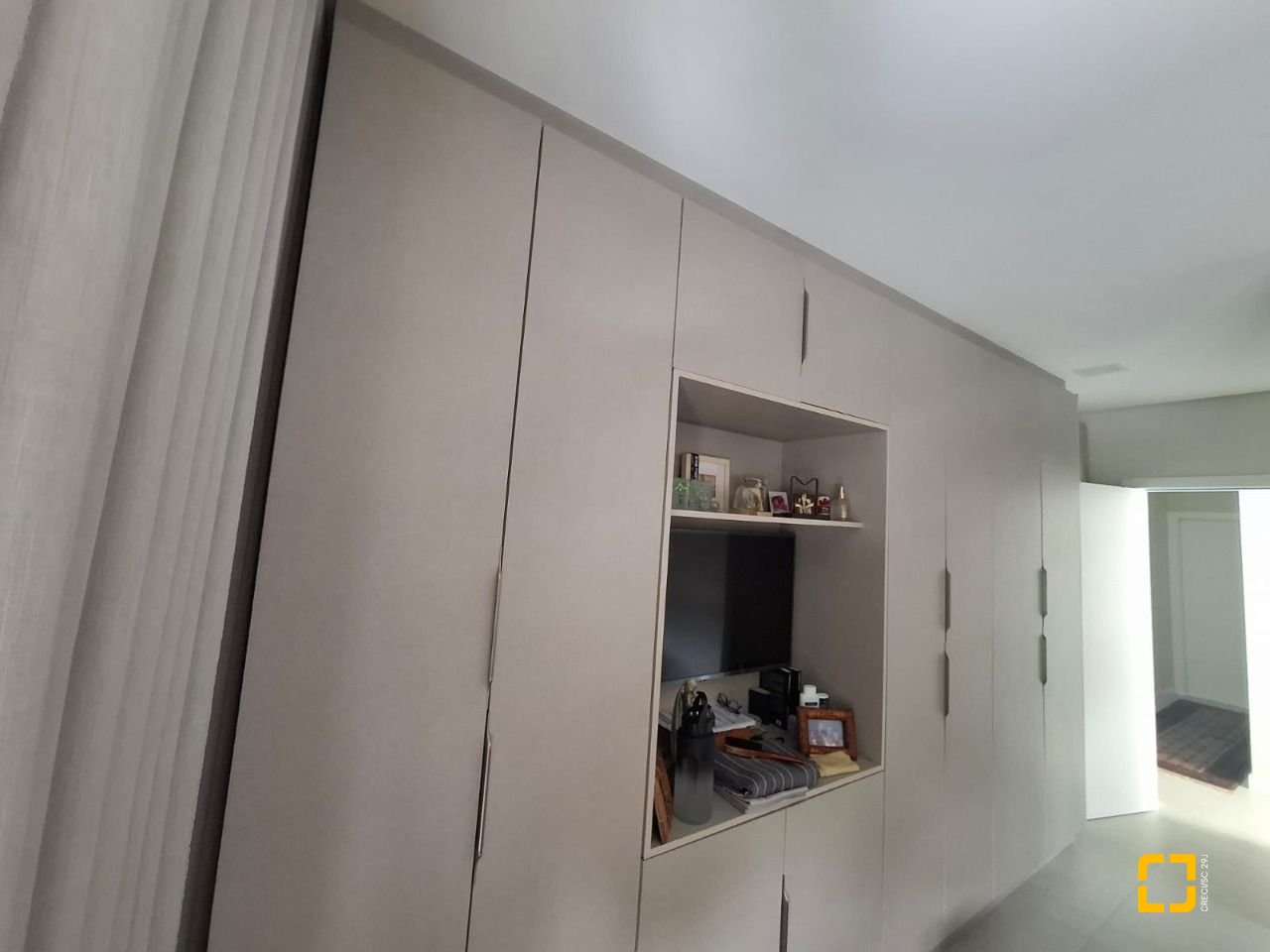 Casa com 157m², 6 quartos (sendo 3 suítes), 2 garagens, no bairro Ingleses em Florianópolis