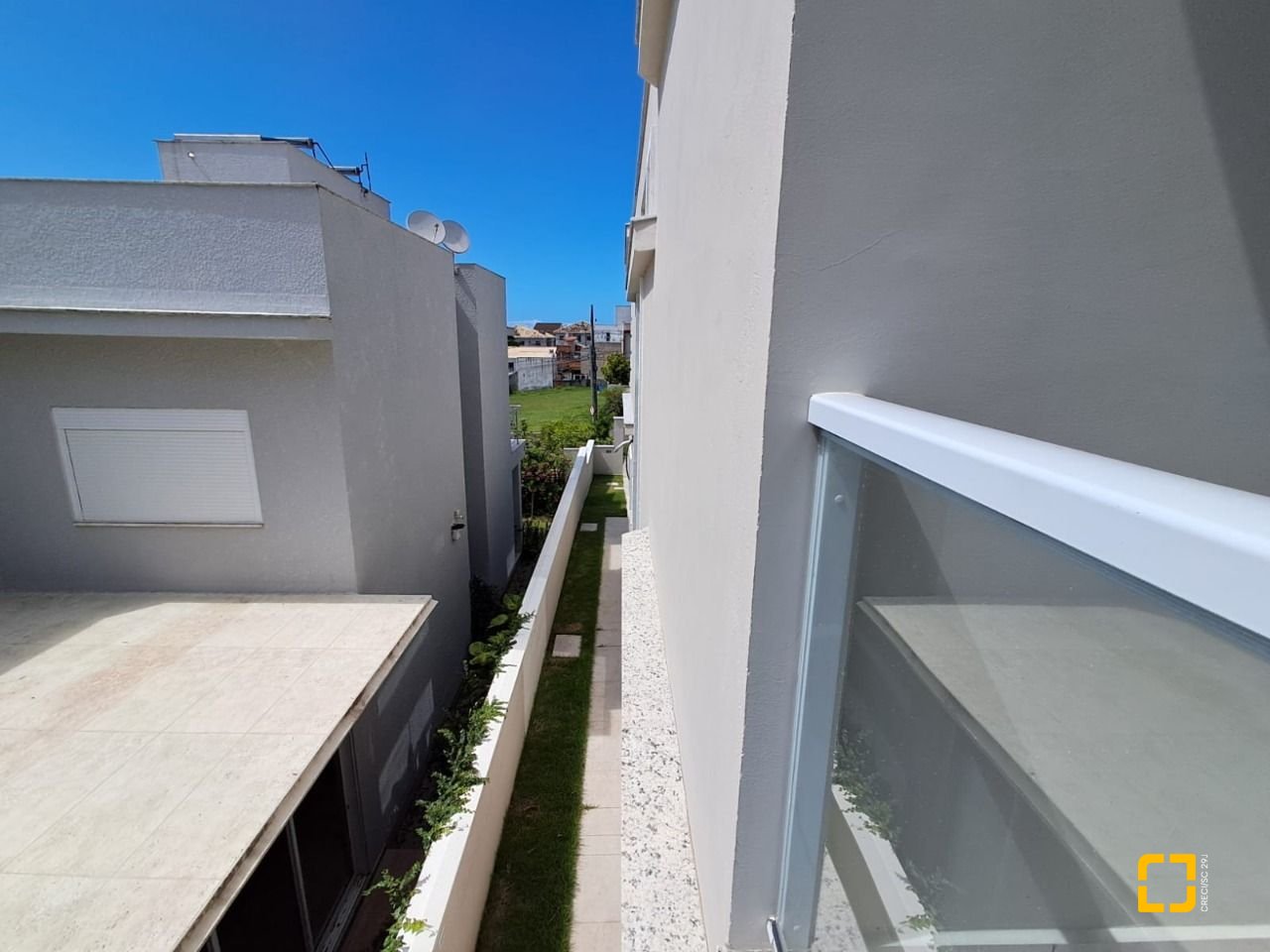 Casa com 181m², 8 quartos (sendo 4 suítes), 2 garagens, no bairro Ingleses em Florianópolis