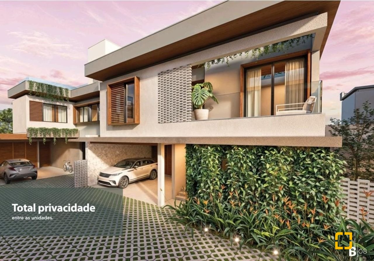 Casa de Condomínio com 309m², 4 quartos (sendo 3 suítes), 2 garagens, no bairro Rio Tavares Central em Florianópolis
