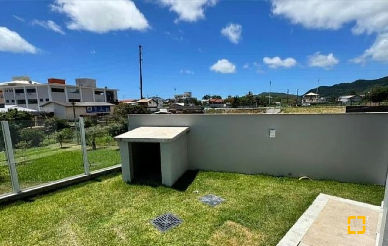 Casa de Condomínio com 400m², 7 quartos (sendo 3 suítes), 4 garagens, no bairro Ingleses em Florianópolis