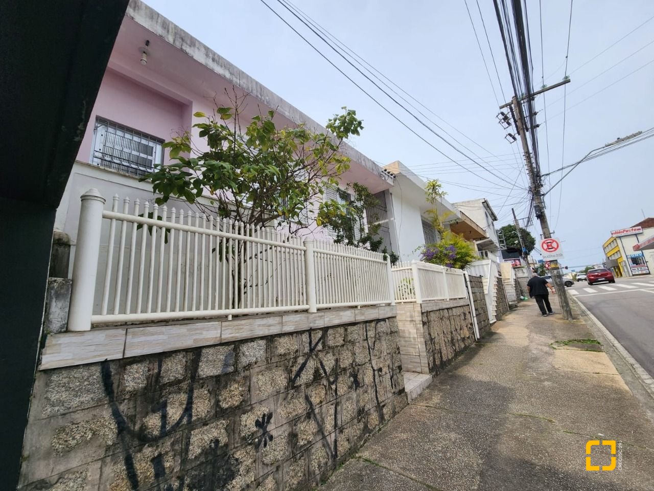 Casa com 105m², no bairro Estreito em Florianópolis