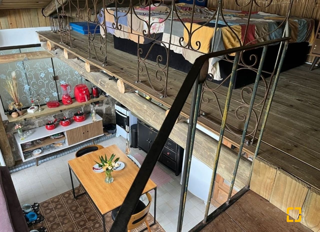 Casa com 135m², 1 quarto, 2 garagens, no bairro Sambaqui em Florianópolis