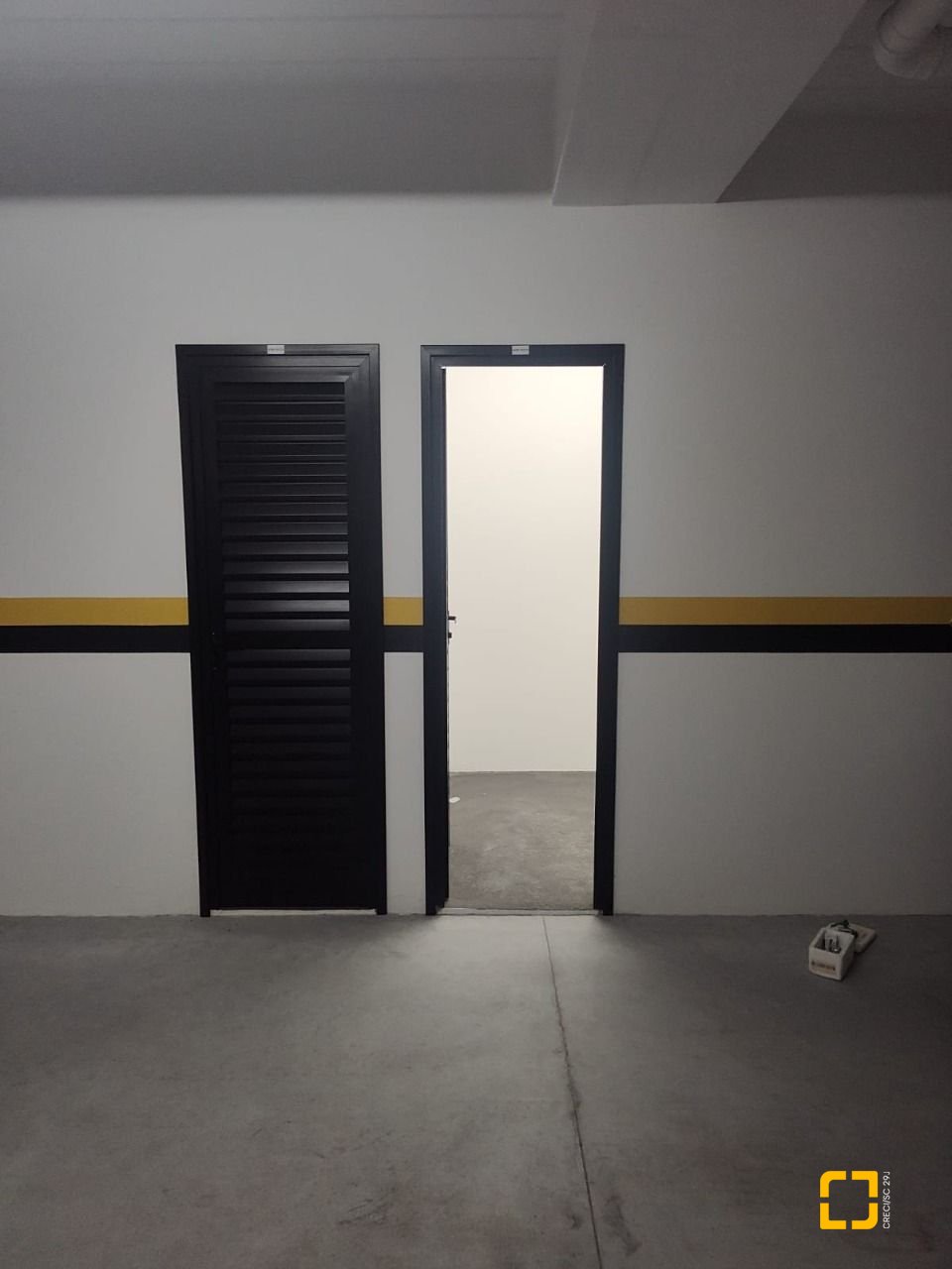 Apartamento com 98m², 6 quartos (sendo 3 suítes), 3 garagens, no bairro Trindade em Florianópolis