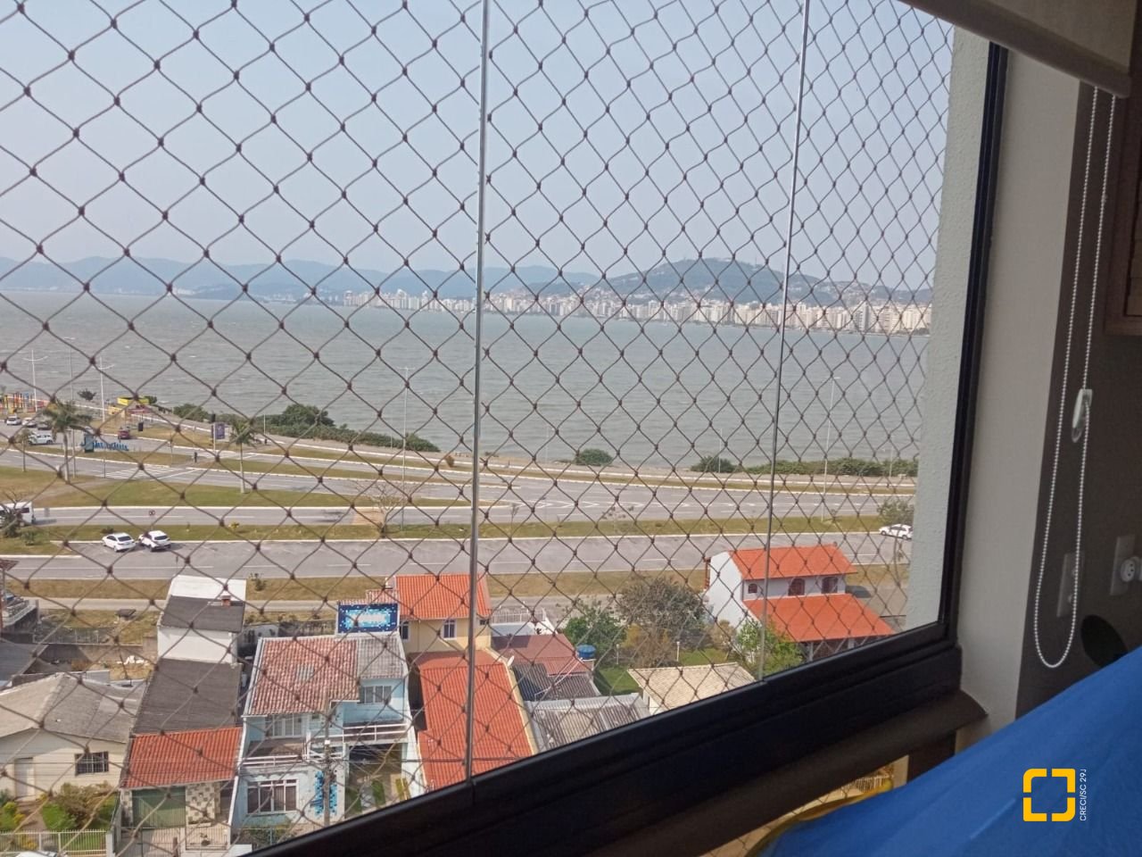 Apartamento com 100m², 4 quartos (sendo 1 suíte), 2 garagens, no bairro Balneário em Florianópolis
