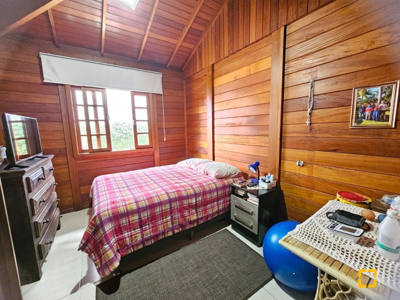 Casa com 82m², 3 quartos (sendo 1 suíte), 1 garagem, no bairro Campeche em Florianópolis