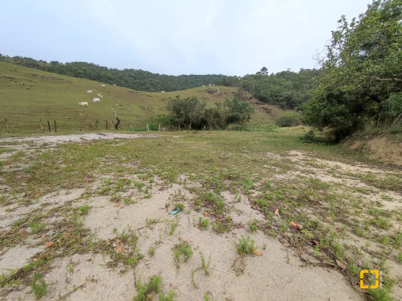 Terreno com 2021m², no bairro Sorocaba de Dentro em Biguaçu