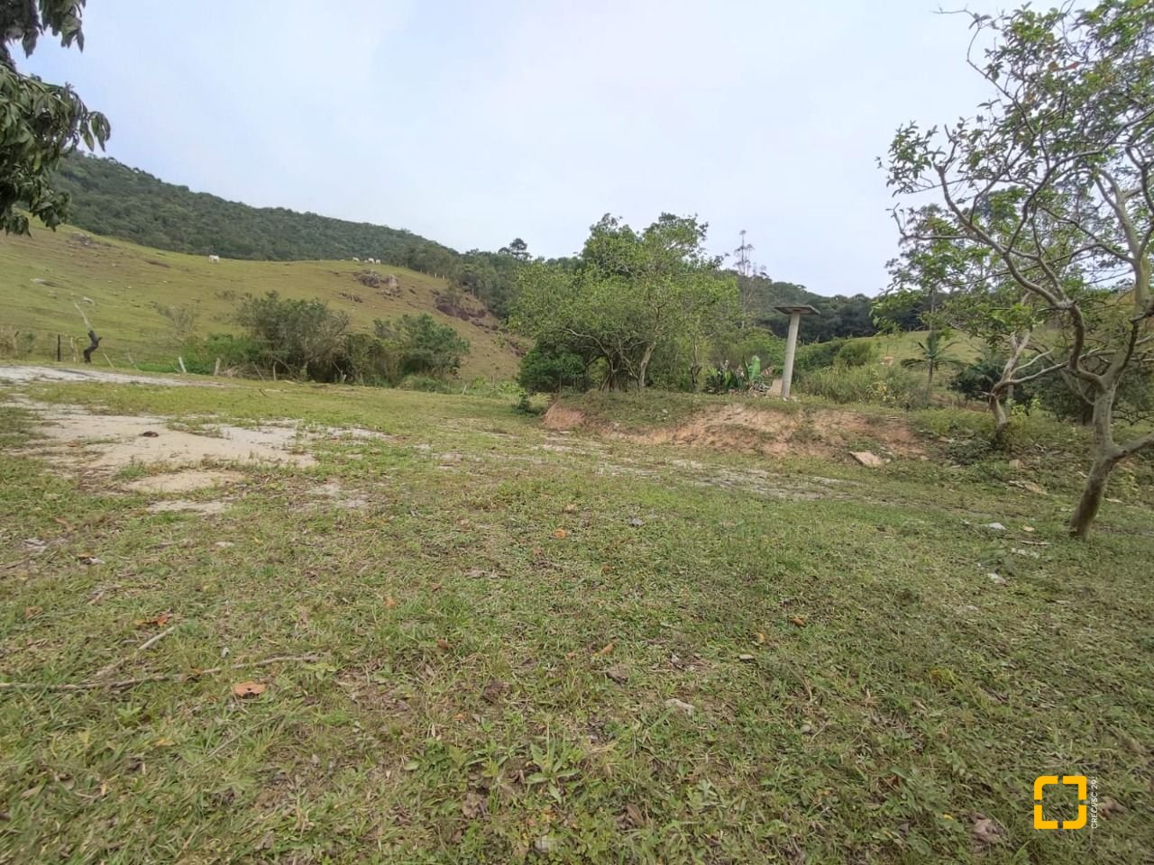 Terreno com 2021m², no bairro Sorocaba de Dentro em Biguaçu