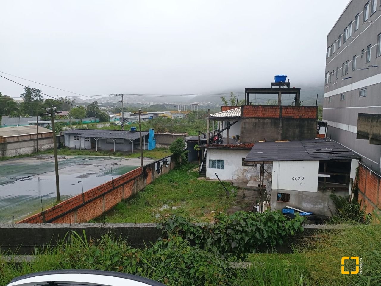 Terreno com 765m², no bairro Ingleses em Florianópolis