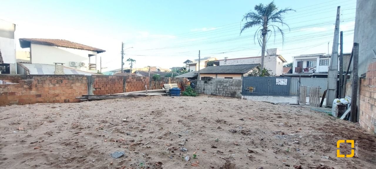 Terreno com 126m², no bairro Campeche em Florianópolis