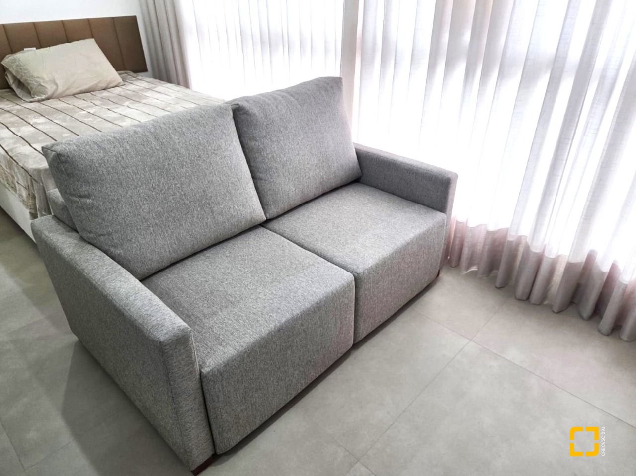Studio com 32m², 1 quarto (sendo 1 suíte), 1 garagem, no bairro Estreito em Florianópolis
