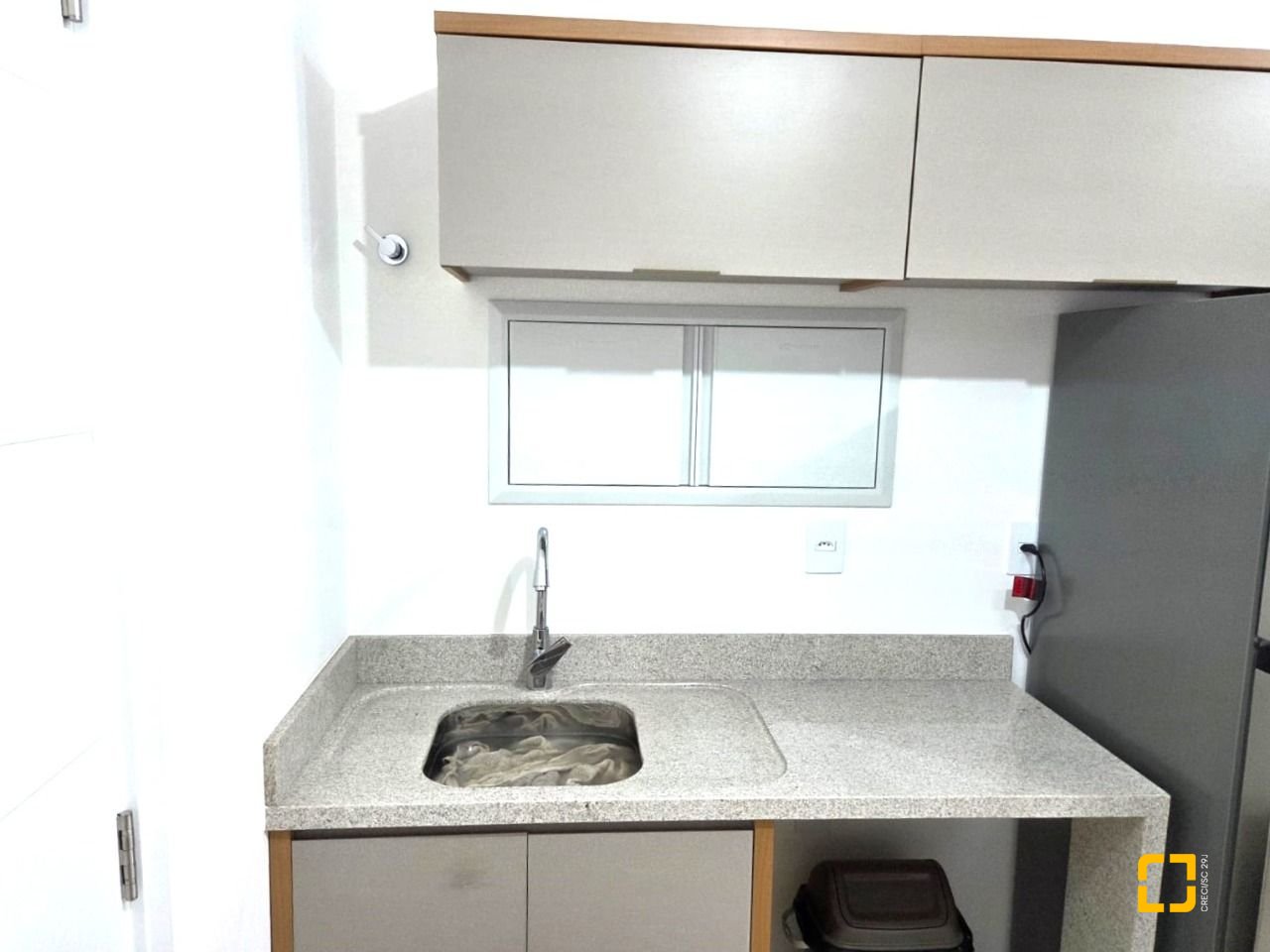 Studio com 32m², 1 quarto (sendo 1 suíte), 1 garagem, no bairro Estreito em Florianópolis
