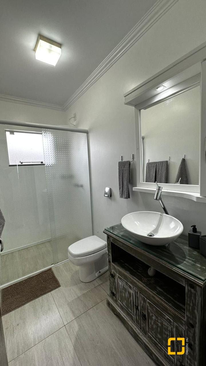 Casa com 101m², 3 quartos (sendo 1 suíte), 1 garagem, no bairro Ingleses em Florianópolis